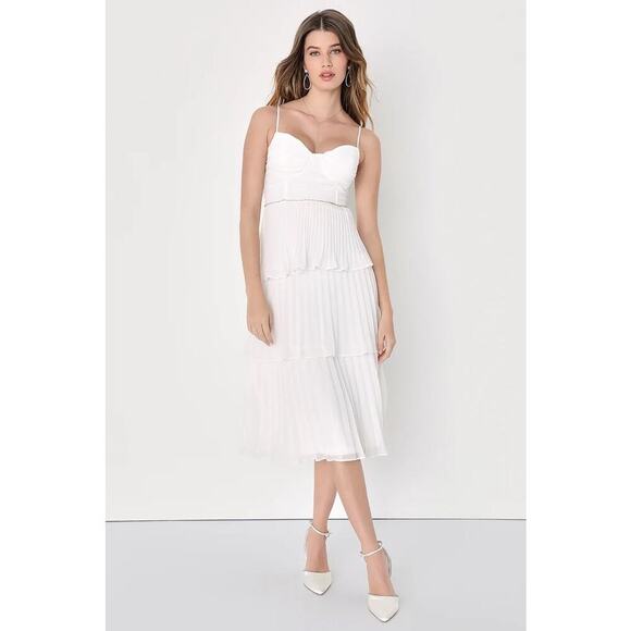 Lulu’s White Ruffles Dress NWT - Picture 2 of 12